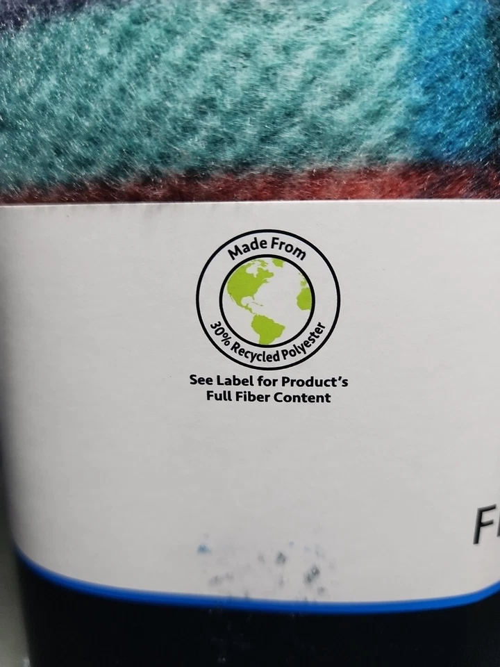 Mainstays Fleece Throw Blanket 50x60 in Holiday Plaid Super Soft - Image 4 of 4