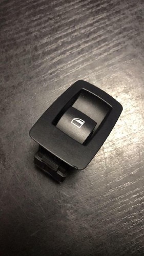 BMW 1 E87 120i Tür Fensterheberschalter vorne links 6945874
