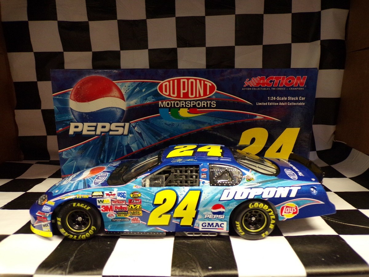 Jeff Gordon #24 Pepsi / Shards 2004 Monte Carlo Action 1:24