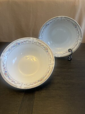 Apropos Bridgehampton Fine China Serving Bowls Qty 2 - 9'' by 3'' depth