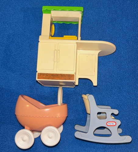 Little Tikes Dollhouse Furniture kitchenette, rocking chair pink baby buggy toys - Picture 7 of 11