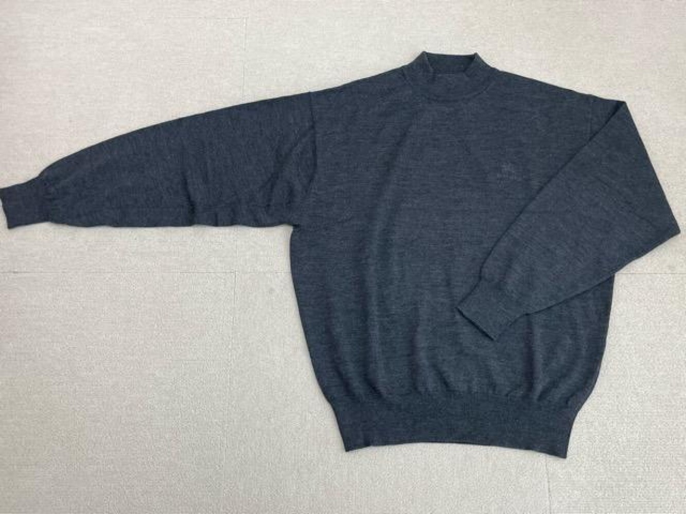 Burberry knit sweater Men's Fashion from Japan