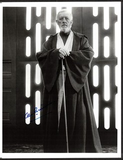 Alec Guinness English Actor Original Signed Autograph 8x10 Photo Star Wars
