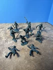 Marx Toys  Pioneers Defenders Metallic Blue Fort Apache Play Set Of 10