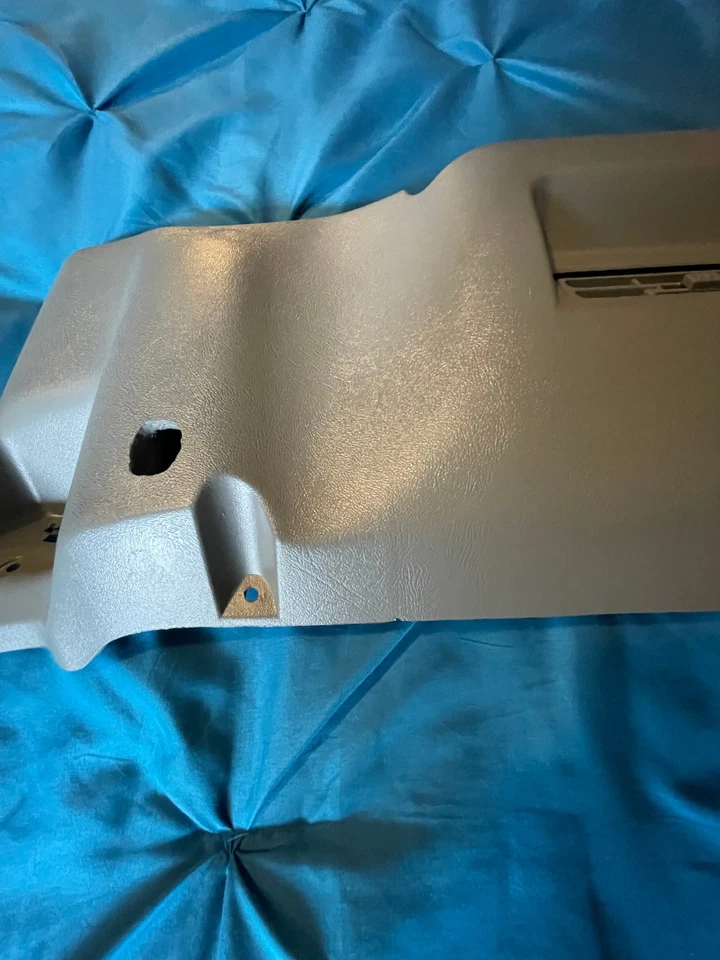 1995-1999 Chevy GMC Truck SUV Tahoe Silverado Interior Dash Knee Bolster Gray — 第 3/4 张图片