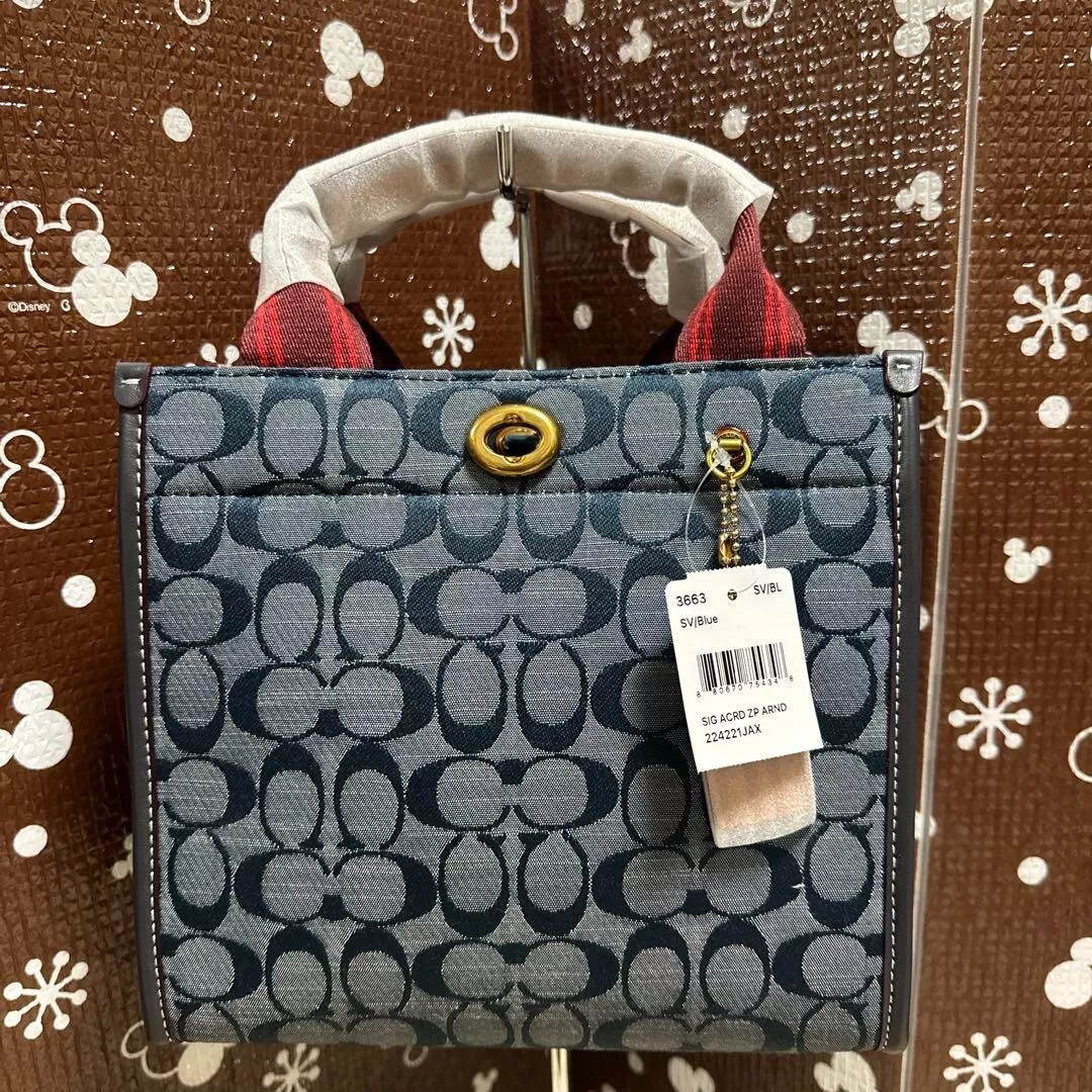 Coach Field Tote 22