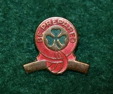 VINTAGE GIRL SCOUT FIRST CLASS PIN - CURVED BAR