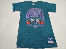 Vintage Nutmeg Charlotte Hornets NBA Youth L T-Shirt Black 90s Graphic Tee USA