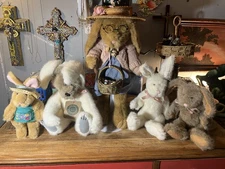 5 Vintage Boyd’s Bears Grandma Rabbit(Rare) & Rabbit Friends. 1 Bialosky