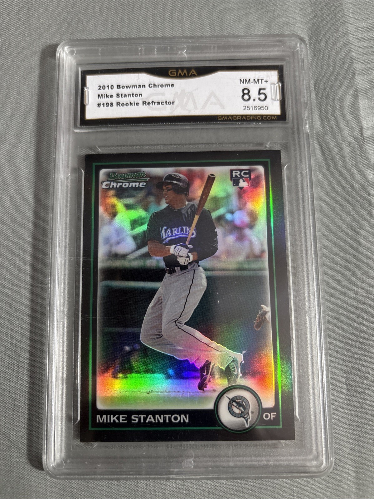 2010 Mike Stanton Bowman Chrome Refractors #198, RC MLB Marlins Rookie. GMA 8.5