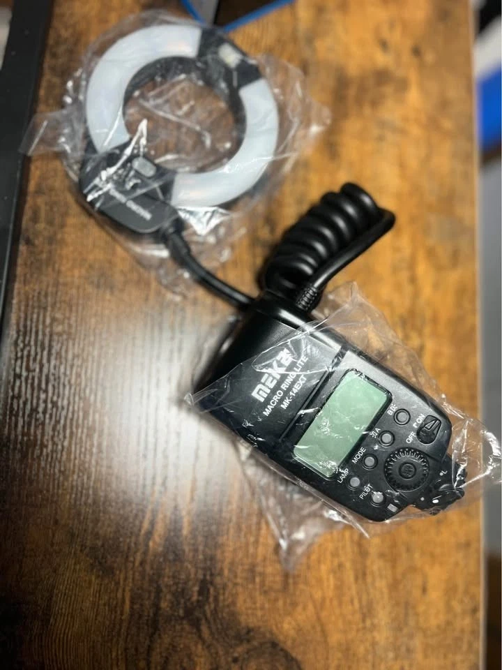 MEIKE MK-14EXT i-TTL LED Macro Ring Light Flash For Nikon D5600 D5200 D5100 D90 - Image 4 of 4