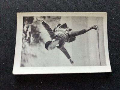 1932 Bulgaria Sport-Photo Card # 197 Ein Kind als Meisterin (VG/EX)
