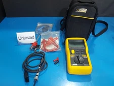 Chauvin-Arnoux C.A 6533: MEGOHMMETER (Damaged battery cover)