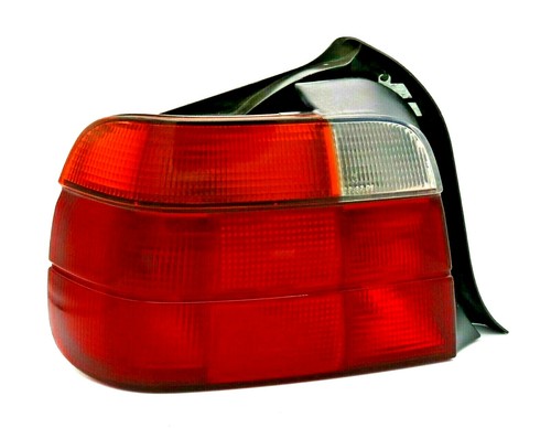 BMW 3er E36 Compact  Rückleuchte Heckleuchte links  8353805