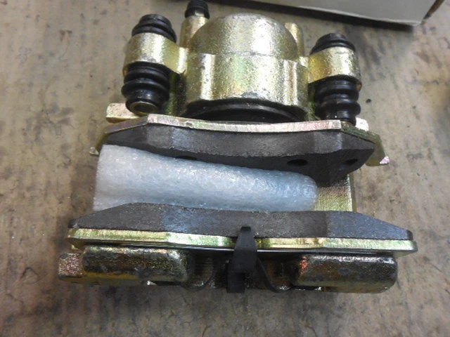 Pinza de freno de disco delantera izquierda completamente cargada 40-83071 para Chrysler Dodge H378 Foto 4 de 4