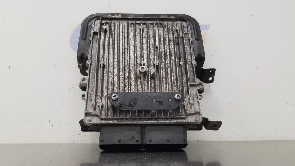 16 MERCEDES BENZ G550 W463 4.0L MÓDULO DE CONTROL MOTOR ECM 1779000300 Foto 4 de 4