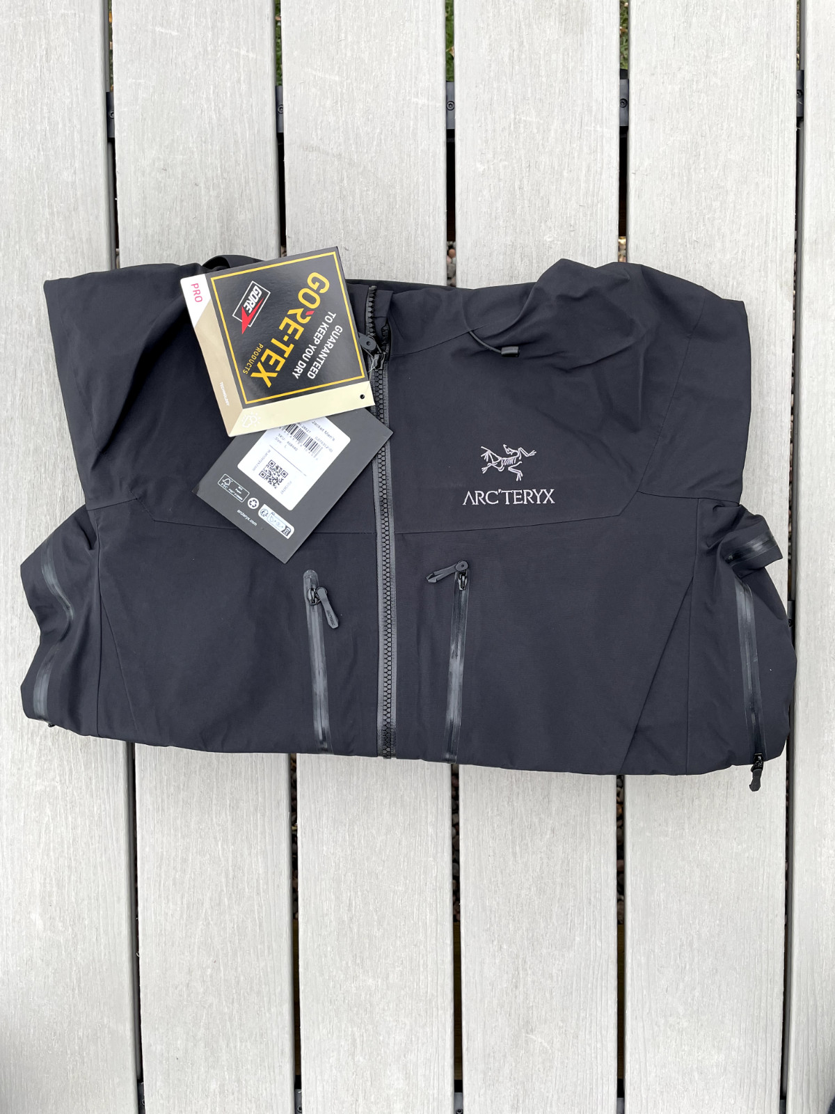 [NEVER WORN] Arct'eryx Alpha SV 7 Gore-Tex Black Jacket | Size L | Brand New thumbnail 11