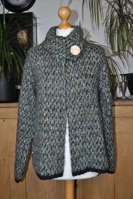 Moda at George grün schwarz Strickjacke Größe 16 fällt klein aus Retro