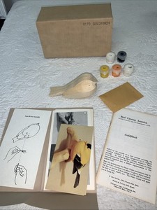 Goldfinch bird carving America kit, woodcarving Vintage Complete