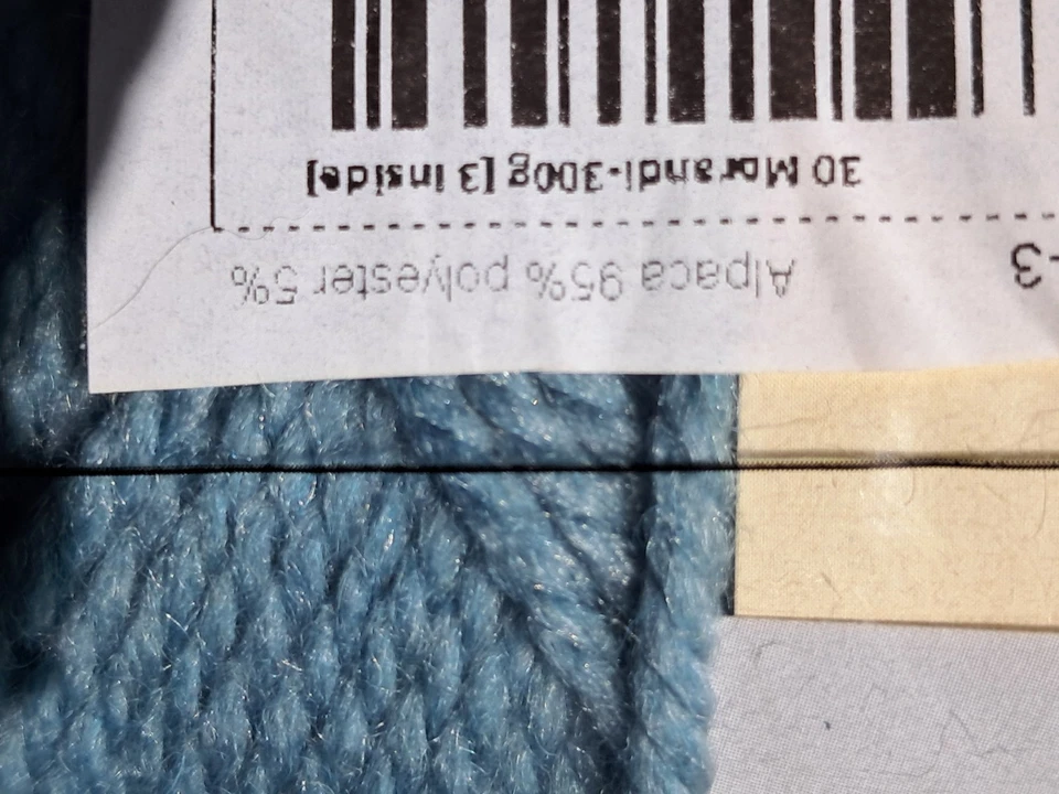 Lot Of 3 Skeins 95%alpaca  5% Polyester Wool - Image 2 of 2