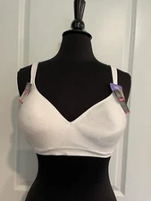 Bali Wire Free Spa Closure Soft Comfort U Seamless Bra White Size 38B