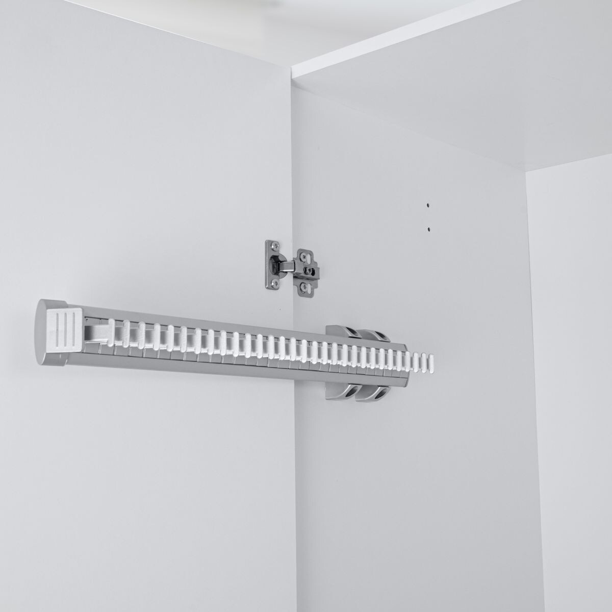 Extractor De Corbatas GedoTec De Aluminio (30 Corbatas) – Organizador Colgante Para Armario