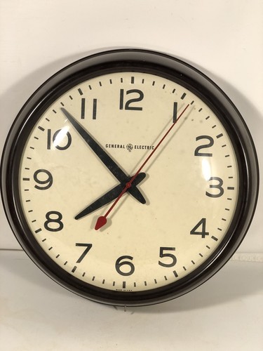 VINTAGE GENERAL ELECTRIC School Wall Clock Model 2912B Bakelite Made In USA - Afbeelding 1 van 12