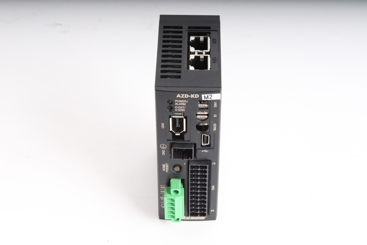 ORIENTAL MOTOR DRIVER AZD-KD 8個セット 確認環境無いです、現状品 
