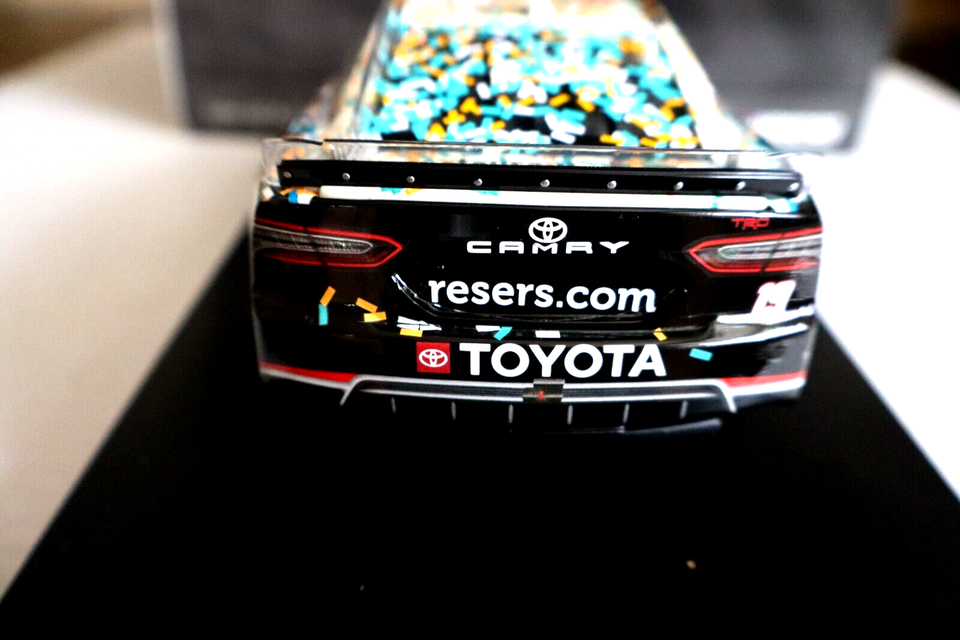 2023 Martin Truex Jr Reeser Fine Foods New Hampshire Win Liquid Color