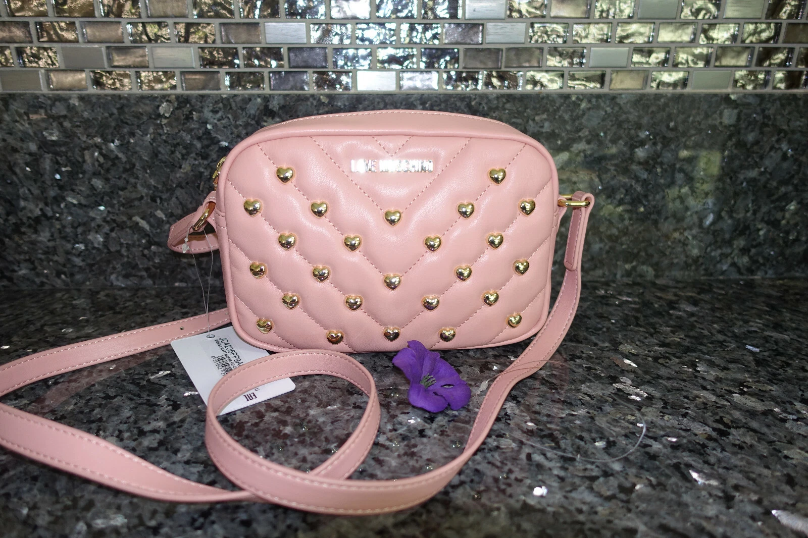 Borsa Love Moschino nappa opaca pu cipria nuova con etichette tracolla rosa
