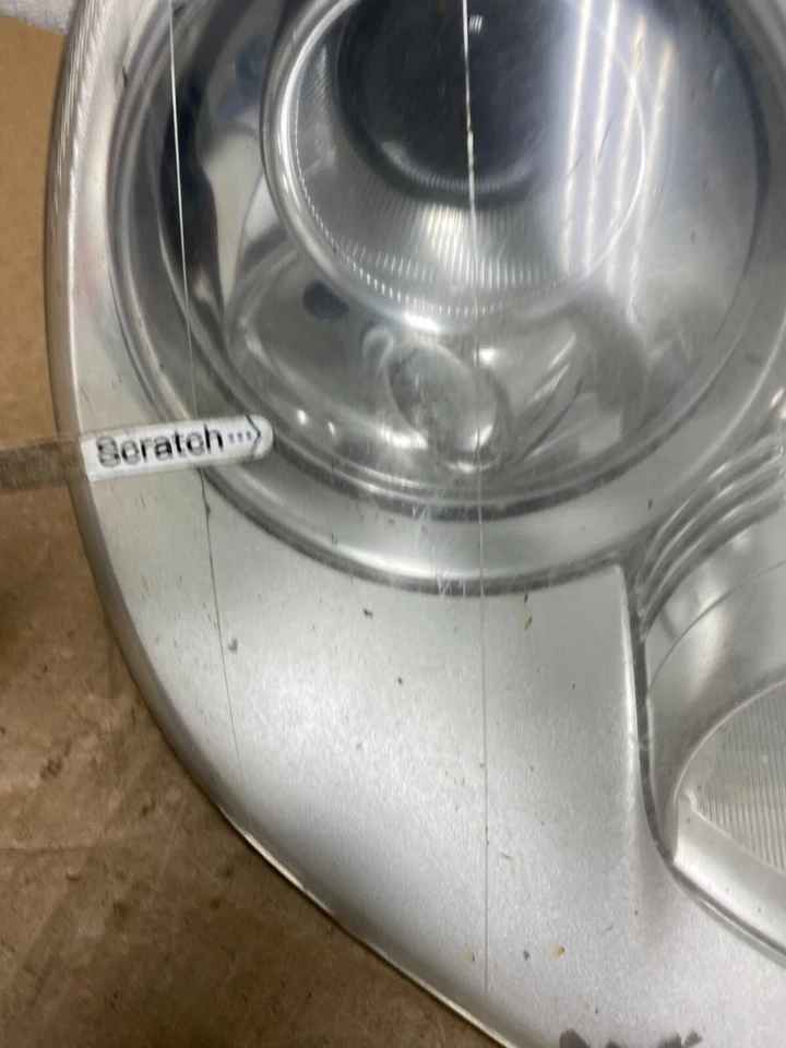 2004 2006 Porsche Cayenne Right Passenger Side Xenon HID Headlight OEM O5667 DW - Image 4 of 4