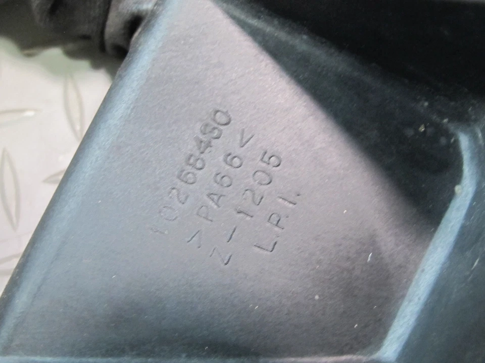 97-04 CHEVROLET CORVETTE C5 BATERÍA BANDEJA SOPORTE CONJUNTO OEM Foto 3 de 4