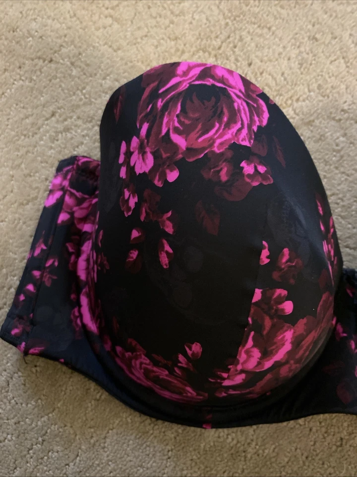 SUJETADOR SIN TIRANTES PUSH-UP CALAVERAS FLORALES TÓRRID CURVE NEGRO/ROSA TALLA 44D Foto 3 de 4