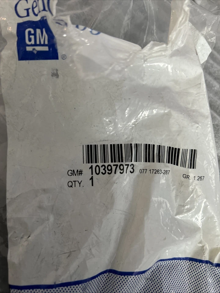 Genuine GM Driver LH Grille Molding Grained Style 10397973 06-07 Chevy Silverado - Изображение 2 из 2