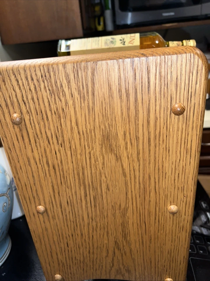 Estante de vino de madera maciza de roble hecho a mano para 9 botellas excelente estado sin defectos Foto 3 de 4