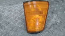 Clignotant Mercedes 207