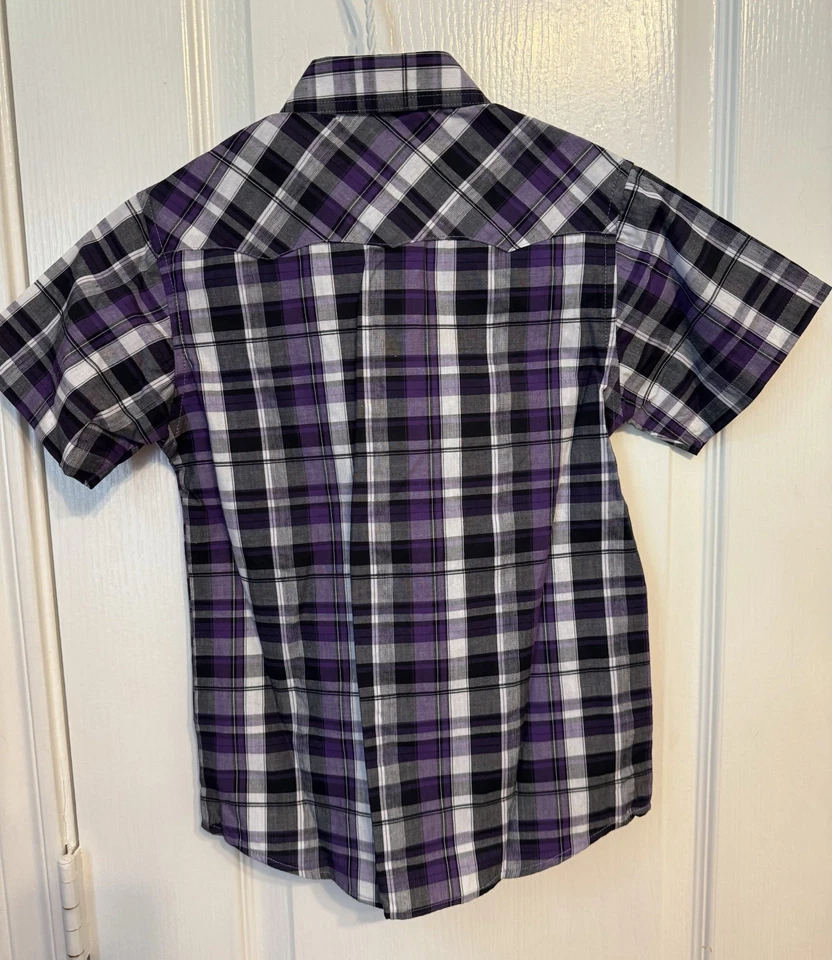 Camisa abotonada a cuadros púrpura manga corta para niños talla 6 nueva con etiquetas Foto 4 de 4