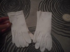 Vintage Lot of 4 White gloves 2 long 2 short