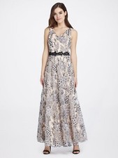 TAHARI by ASL Novelty Embroidery Sleeveless A Line GOWN Women Size 8 Blush Pink