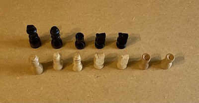 ERSATZSCHACHFIGUR AUS HOLZ. KÖNIG 7,5 CM GROSS. WÄHLEN SIE EINE.