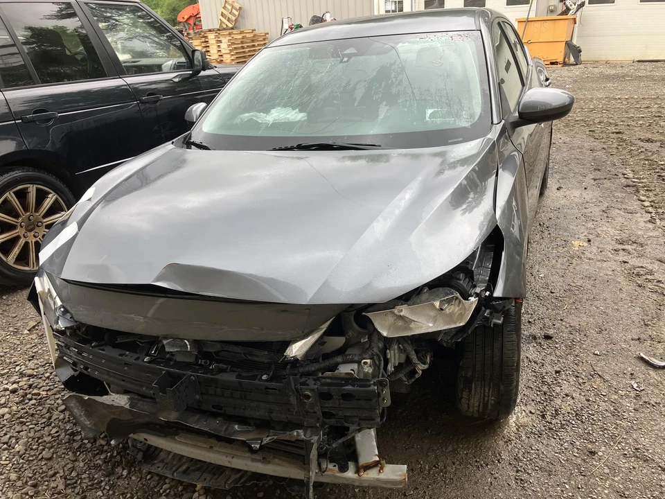 21 ejes Nissan Sentra en conductores (CVT) Foto 3 de 4