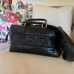 gray fendi bolsa