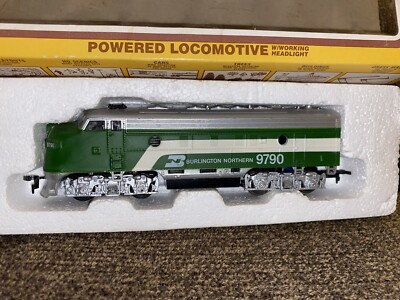 Life-Like TrainGreen Powered Locomotive #8688 E-7 BurlingtonNorthern #9790