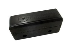 LOT OF 2 MICROSWITCH BZ-2RT SNAP ACTION SWITCH UNMP