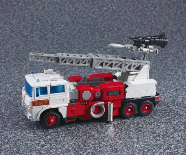 Transformers Obra Maestra MP-37 Artfire y Targetmaster Nightstick Foto 3 de 4