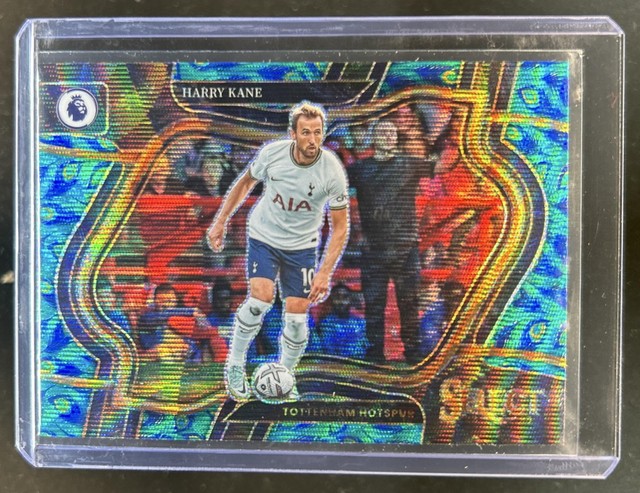 2022-23 Panini Select Premier League Harry Kane Peacock Field Level #236
