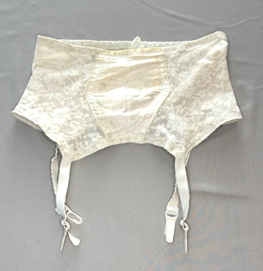 Vintage 1950's Lot of 2 Women's Ivory Stretch Lace Garter Belts 24" - Image 4 of 4