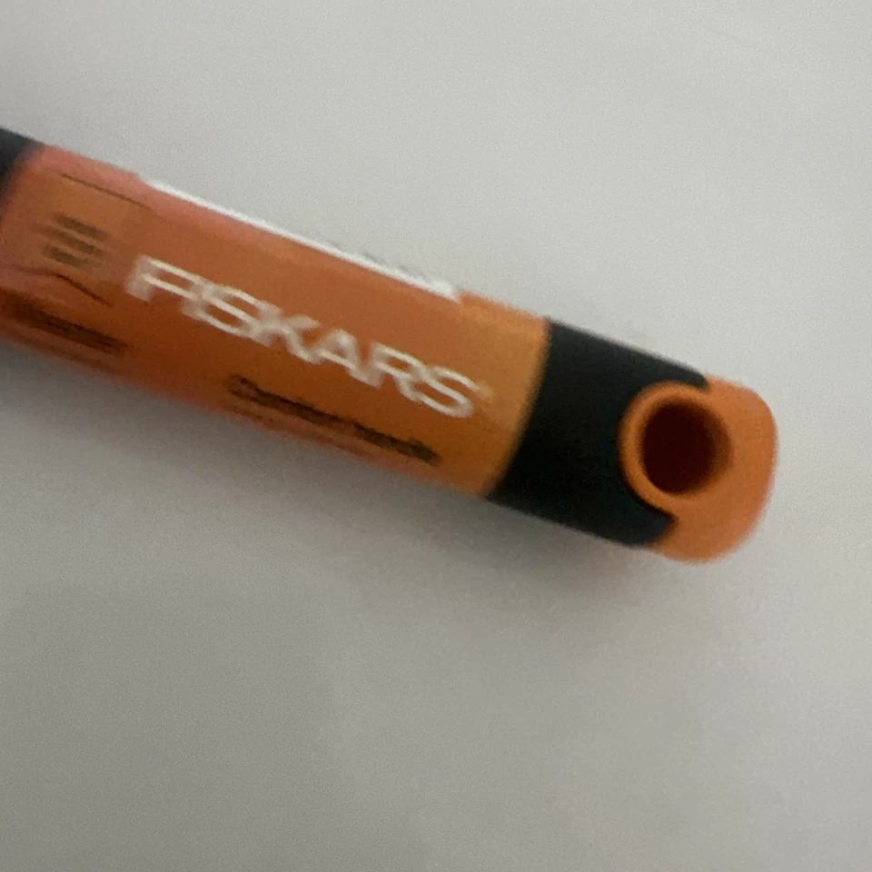 Fiskars Desmalezadora Mano Diente de León Mango Cómodo - Nuevo Foto 3 de 4