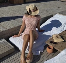 Robe crochet fleur fait main rose poudré article unique Handmade