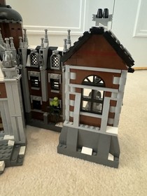 LEGO The LEGO Batman Movie: Arkham Asylum (70912) All Pieces Included. No Box